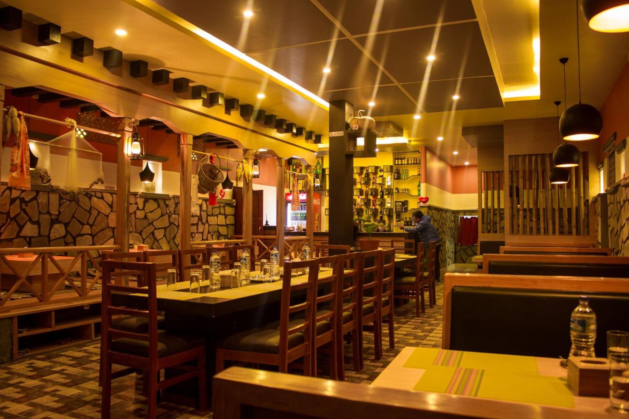 Hotel Task International Pokhara Exterior foto